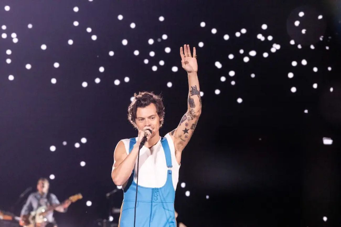 Postales del show de Harry Styles en River en años anteriores.