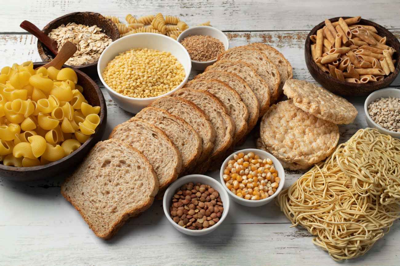 No todos los productos con etiqueta de integral conservan el grano completo, y muchos todavía contienen azúcares y grasas añadidas. 