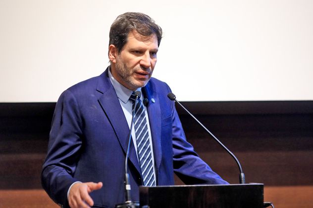 Invitación. El presidente del Colegio de Abogados, Eduardo Bittar, convocó a abogados y especialistas en Derecho del Trabajo a debatir la Reforma Laboral. (Archivo)