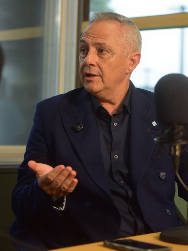 Manuel Pérez, presidente de Racing de Nueva Italia. 