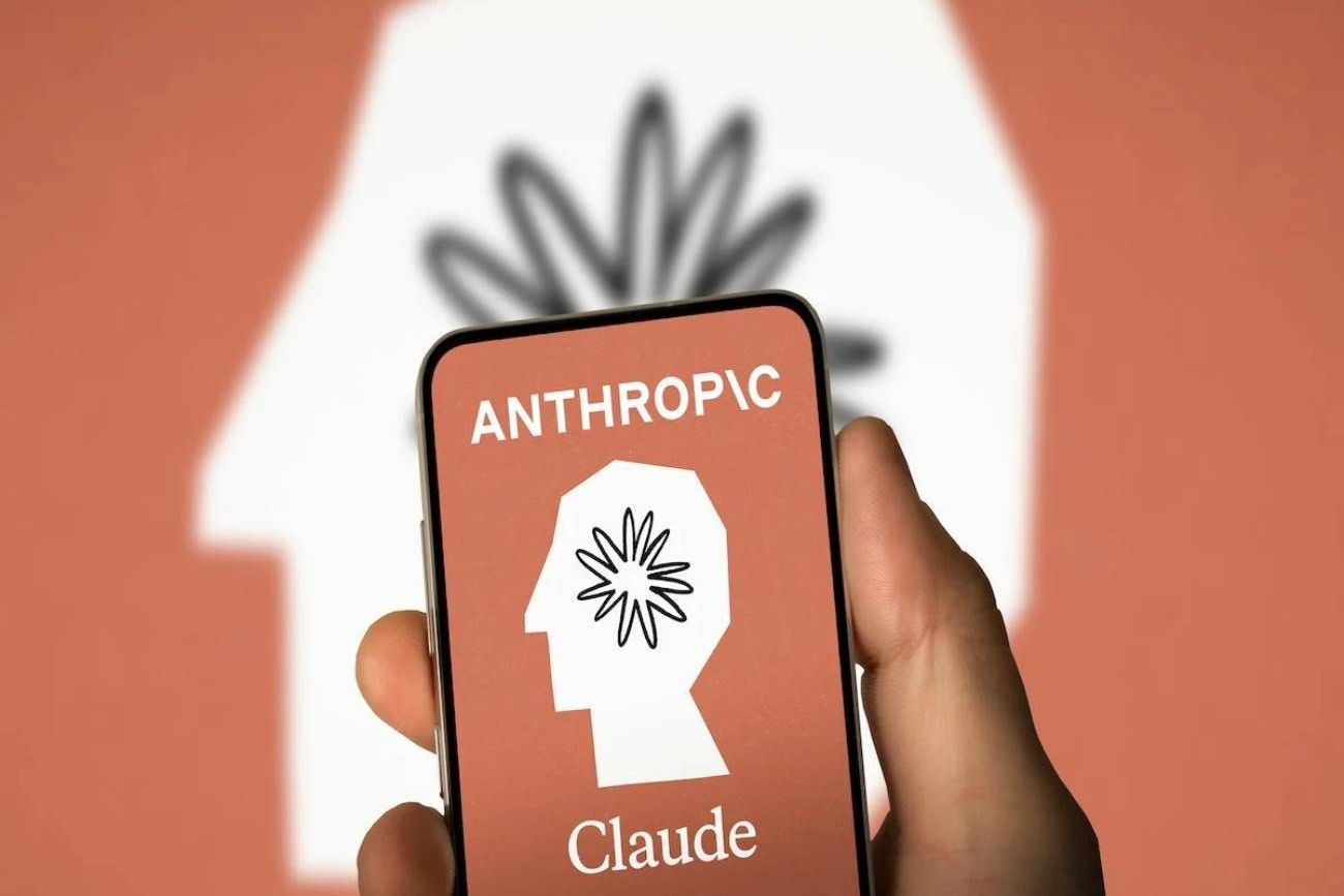 Anthropic. Claude.