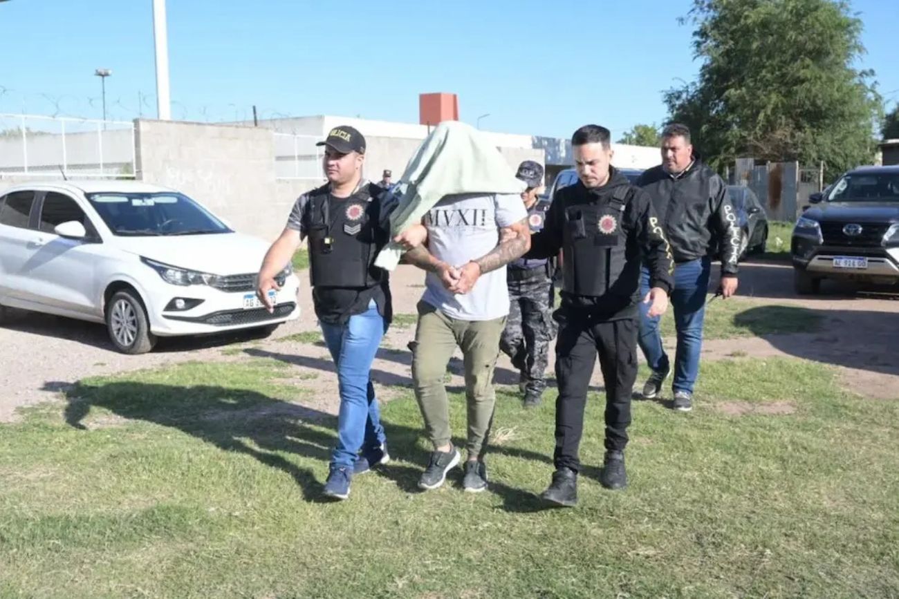 Una asociación ilícita robaba autos y luego domicilios. (Policía).
