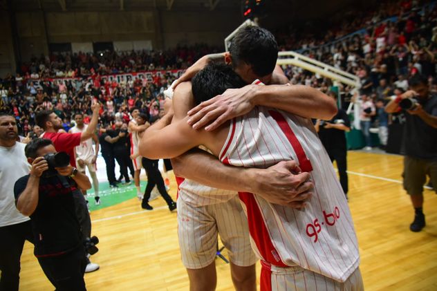 Instituto campeón de la Supercopa de la LNB.
