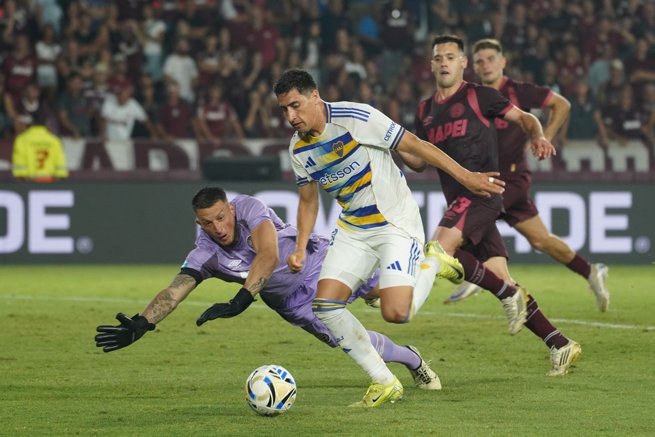 Miguel Merentiel, delantero de Boca.