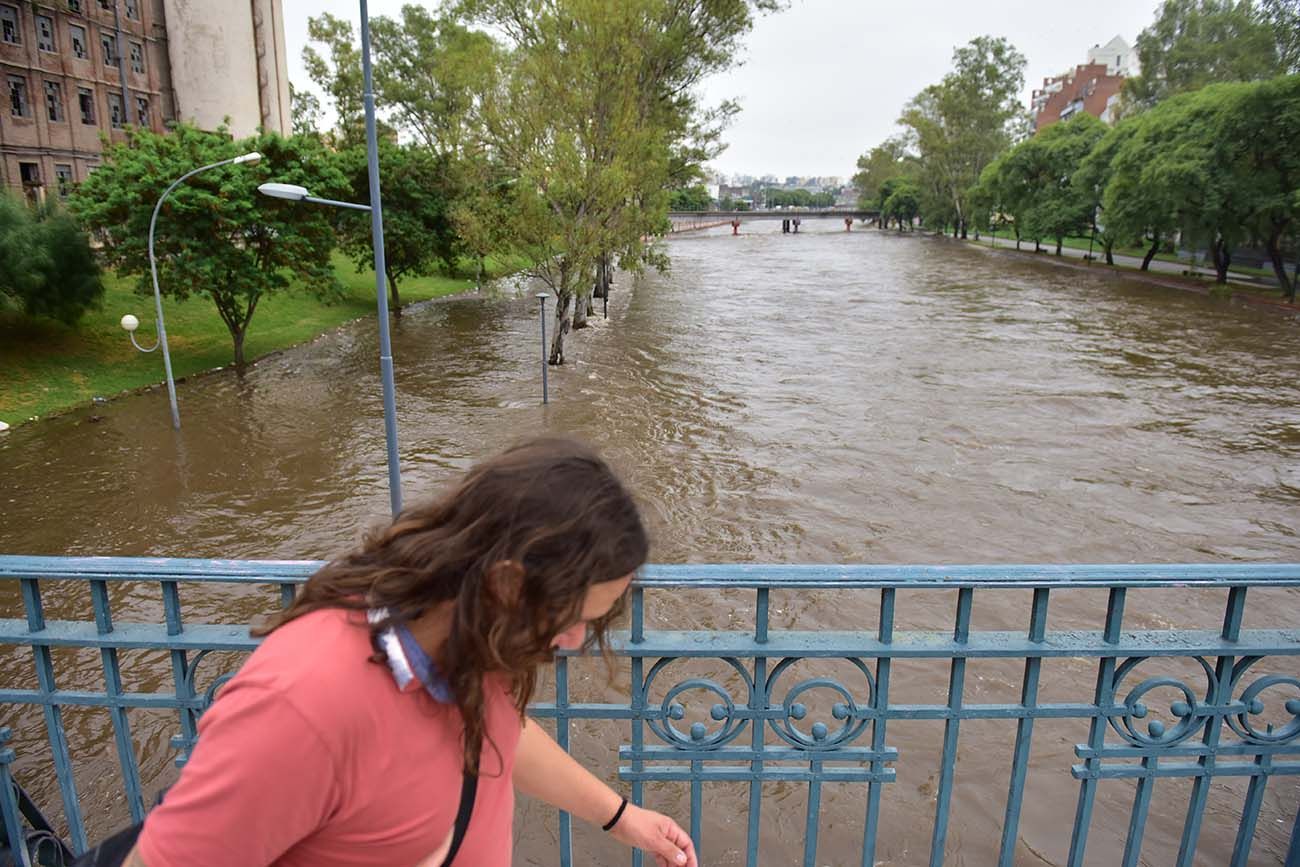 Proponen la creación de una reserva y un plan para monitorear la calidad del agua del río Suquía. 