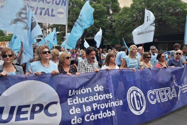 La UEPC ya realizó un paro y suspendió otro que estaba previsto para este miércoles. Ahora el gremio deberá resolver sobre la segunda oferta salarial que hizo el gobernador Martín Llaryora. (La Voz  / Archivo) 