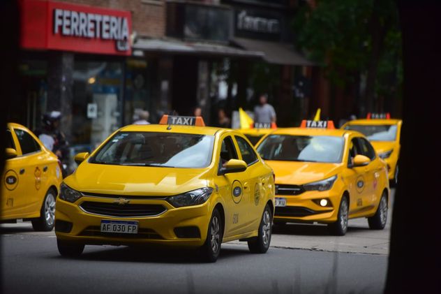 Taxis en la ciudad de Córdoba.