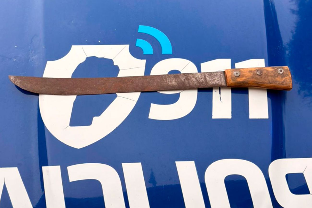 El machete que fue secuestrado. (Policía)