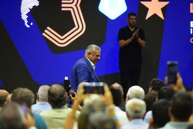 Claudio Tapia y Pablo Toviggino en Córdoba.