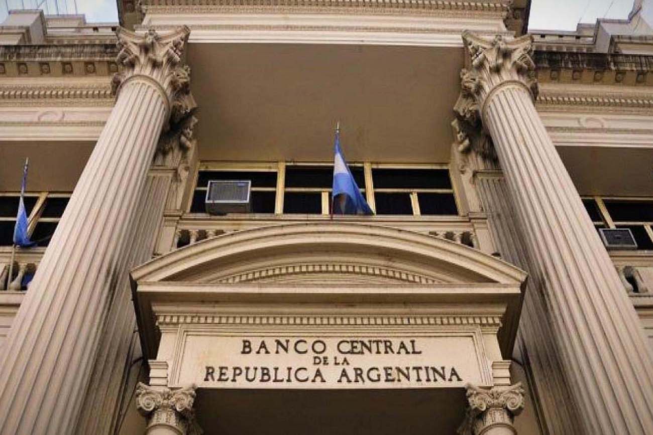 La nueva meta del BCRA es alcanzar compras por al menos U$ 17.000 millones.