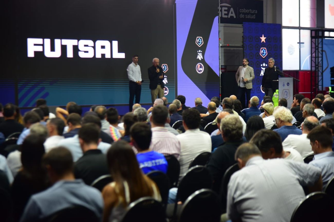 Congreso de dirigentes de AFA en Córdoba.