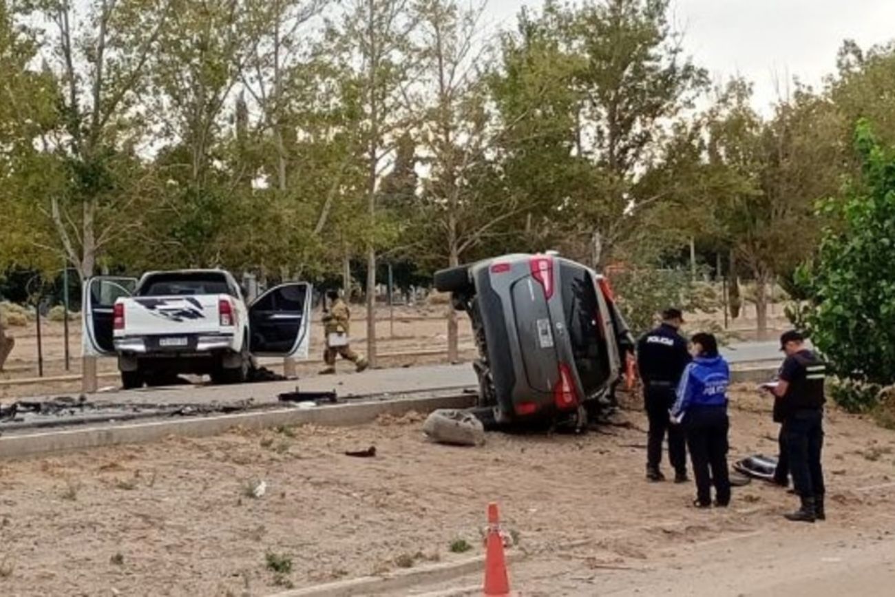 Neuquén: un hombre que manejaba alcoholizado mató a dos policías
