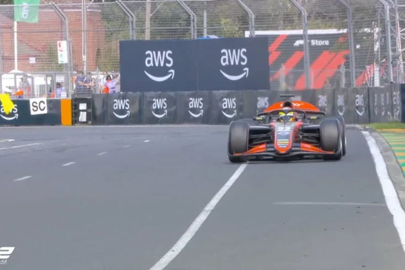 Nicolás Varrone, piloto argentino en la Fórmula 2. 