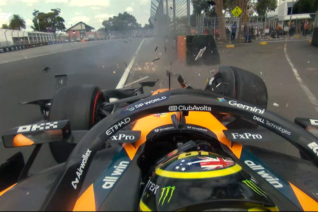 El momento del choque que dejó afuera a Oscar Piastri en el GP de su país.