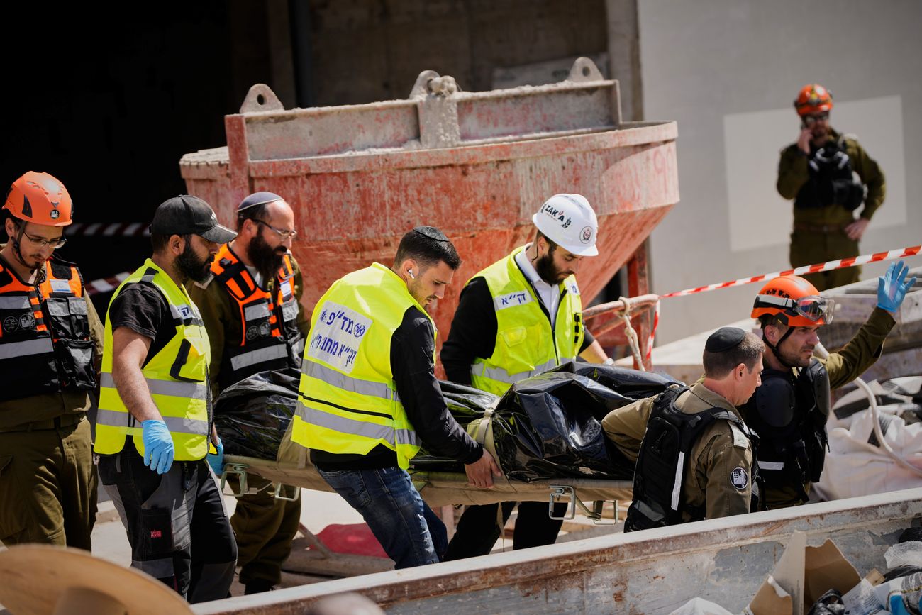 Un muerto en Israel tras una nueva andanada de misiles de Irán, el primero en ocho días. 