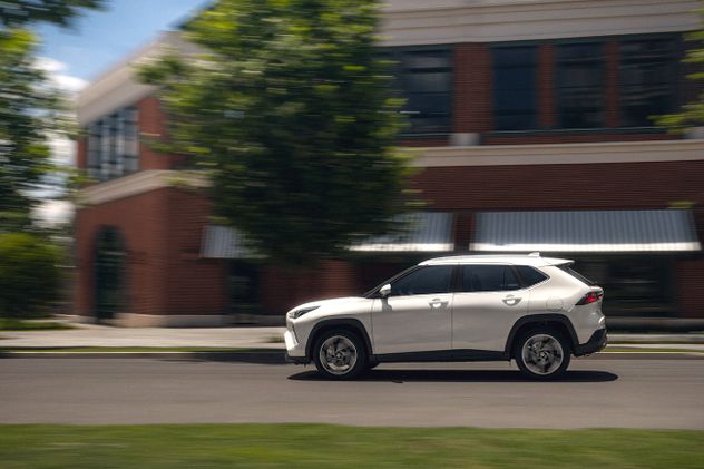 Al igual que el Corolla Cross, el Yaris Cross se ofrece con dos opciones de motores.