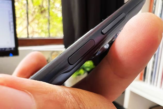 Tu celular Android no prende ni carga: qué hacer paso a paso antes de llevarlo al servicio técnico.
