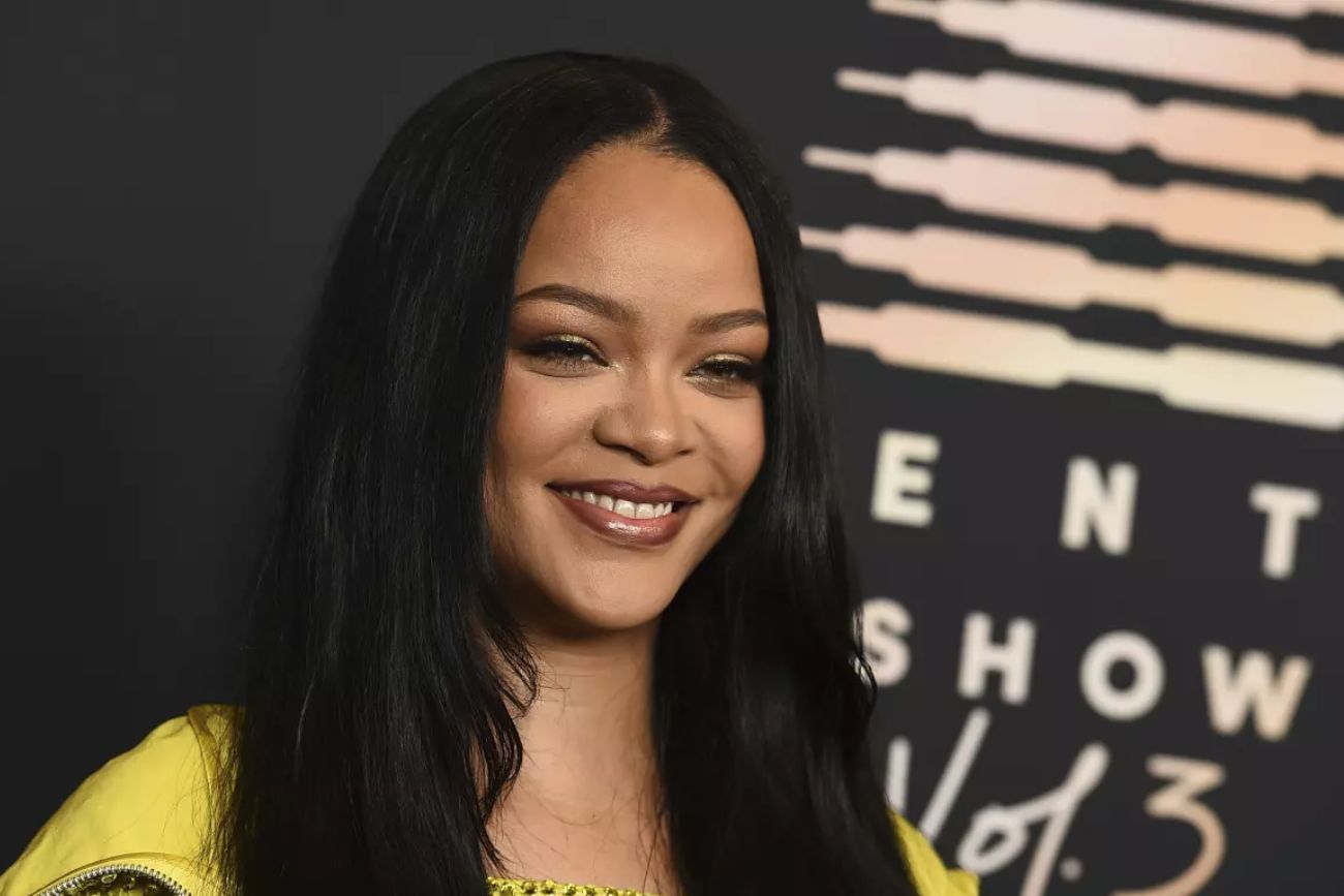 Rihanna y su familia se encontraban dentro de su hogar al momento del tiroteo. (Foto: AP)