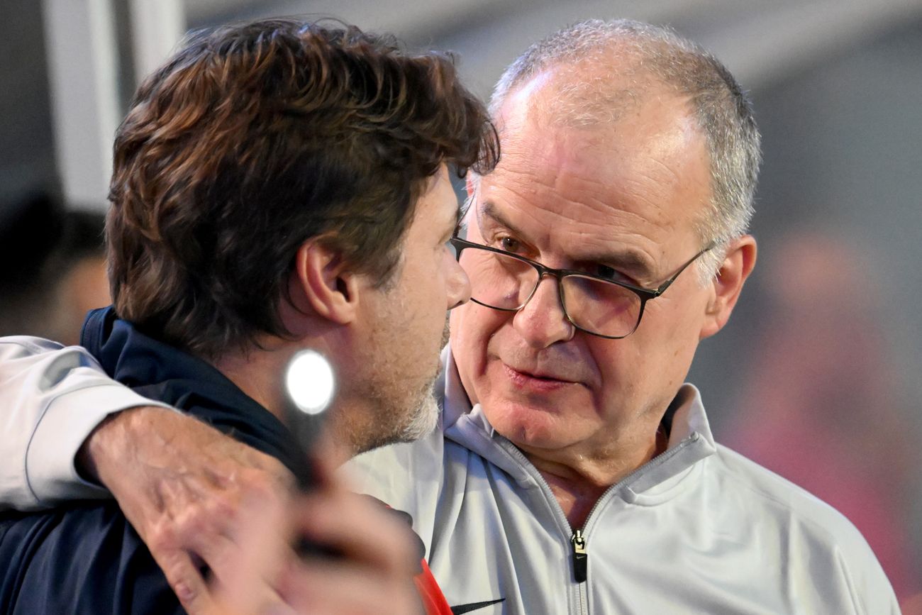 Mauricio Pochettino junto a Marcelo Bielsa.
