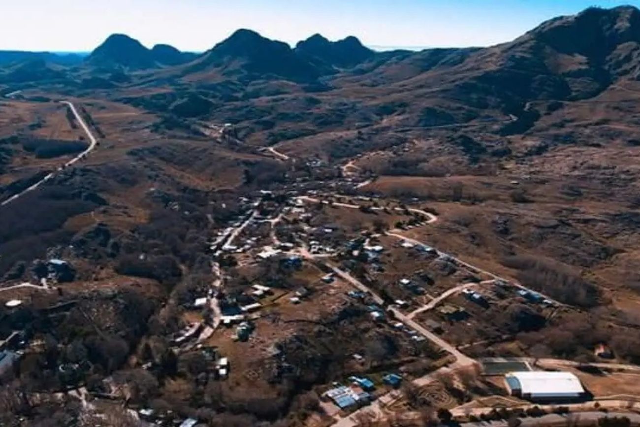 Cuál es el pueblo argentino escondido en las sierras que fue elegido entre los más lindos del mundo.