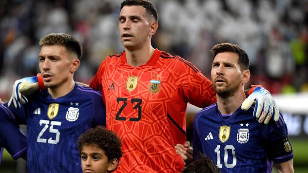 Lisandro Martínez, Dibu Martínez y Messi, claves del equipo de Scaloni.