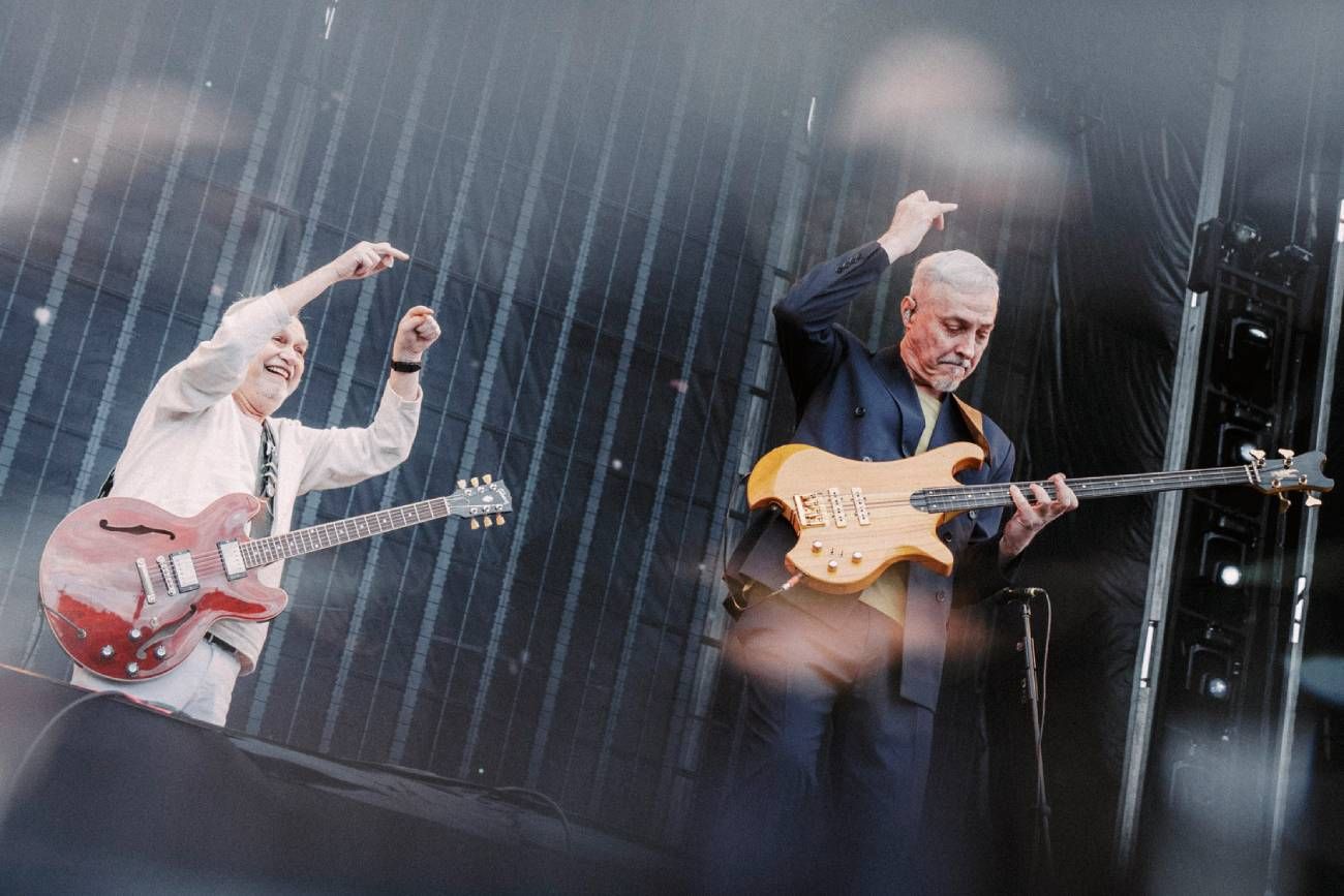 David Lebón y Pedro Aznar, durante la presentación de su homenaje a Serú Girán en Colombia. 