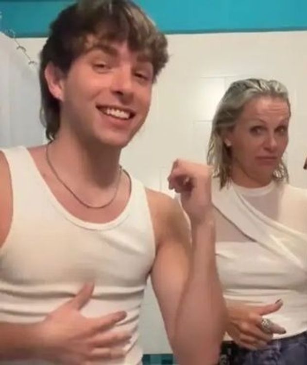 Así es la carrera musical de Santino, el hijo de Denise Dumas que dejó el perfil bajo.