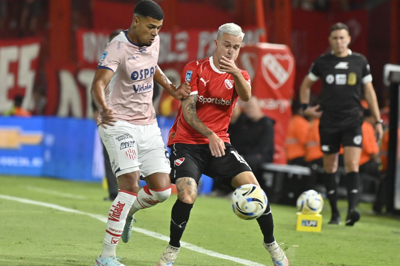Unión visitó a Independiente en la Liga Profesional. 