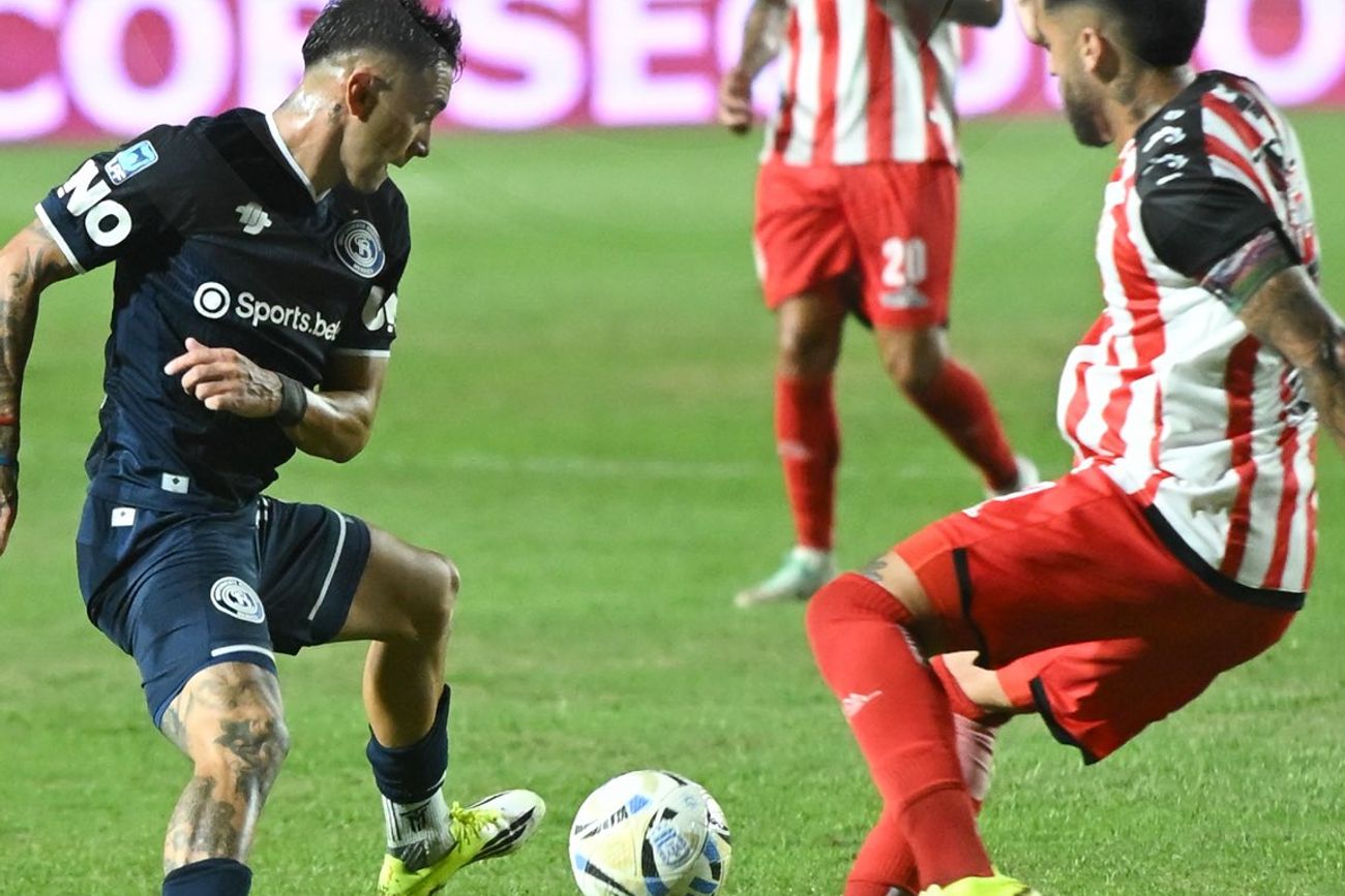 Independiente Rivadavia cayó de local ante Barracas por el Torneo Apertura 2026.