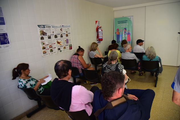 Apenas el 19% de los adultos mayores se vacunó contra la gripe (a Voz). 