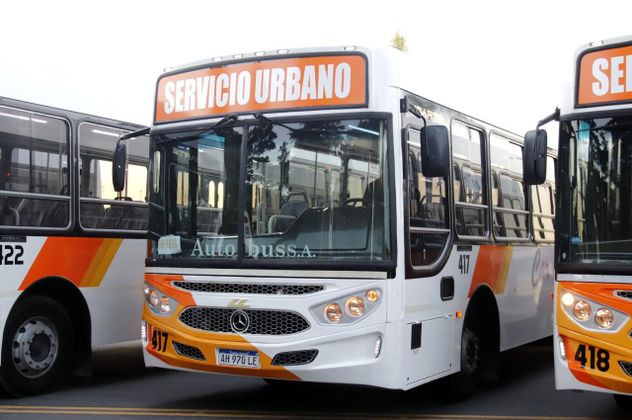 Unidades del transporte urbano de pasajeros en Villa Carlos Paz.