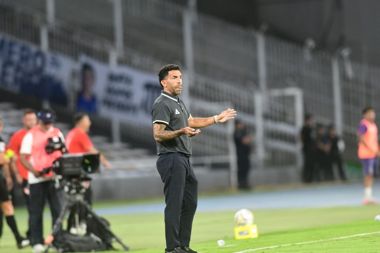 Talleres enfrentó a Instituto por el Torneo Apertura. 
