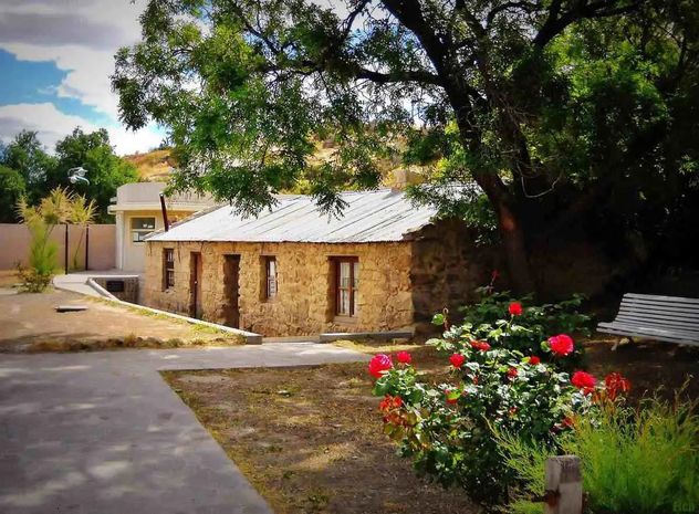 Cuál es el pueblo de la Patagonia que visitó Lady Di y hoy es un refugio turístico.
