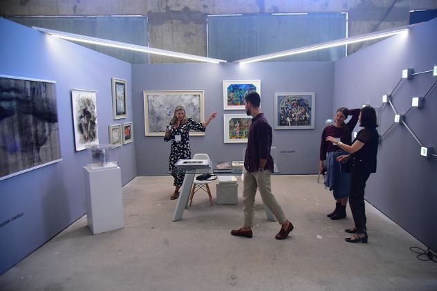 Inauguración de la feria Capital Muestra de arte en Capitalinas