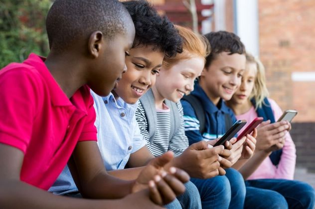 WhatsApp lanza cuentas para menores de 13 años con control parental: cómo funcionará.