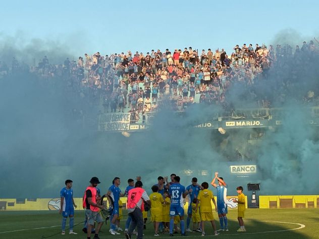 Estudiantes y Belgrano se enfrentan en Río Cuarto por el Torneo Apertura de la Liga Profesional. (Tomy Fragueiro / La Voz)