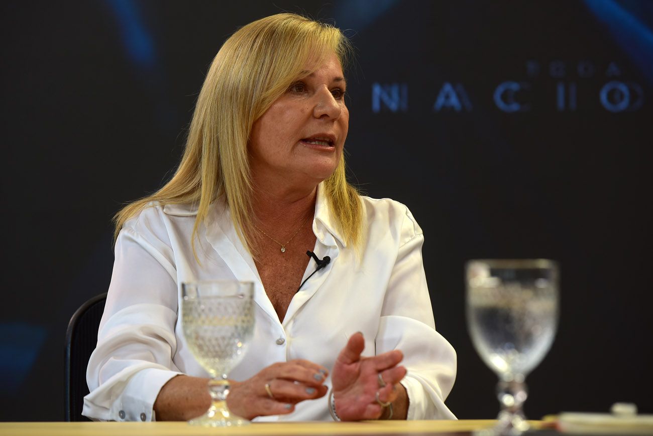 Elisa Caffaratti en Voz y Voto. 