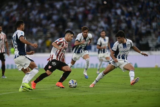 Talleres e Instituto se enfrentaron en el estadio Kempes por la fecha 10 del Apertura 2026.