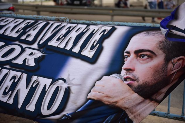 Hinchas de Talleres en la previa del partido con Instituto por la Liga Profesional en el Kempes.