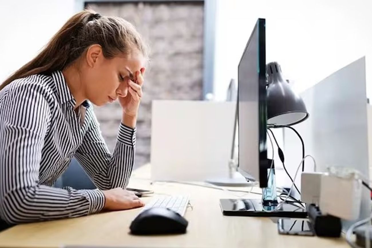 Un estudio de Harvard alerta sobre el impacto de la IA en la salud mental laboral