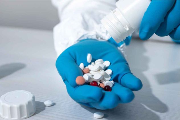 Nuevo estudio del Mass General Brigham sobre la conexión entre la suplementación con vitamina D y el covid prolongado. 
