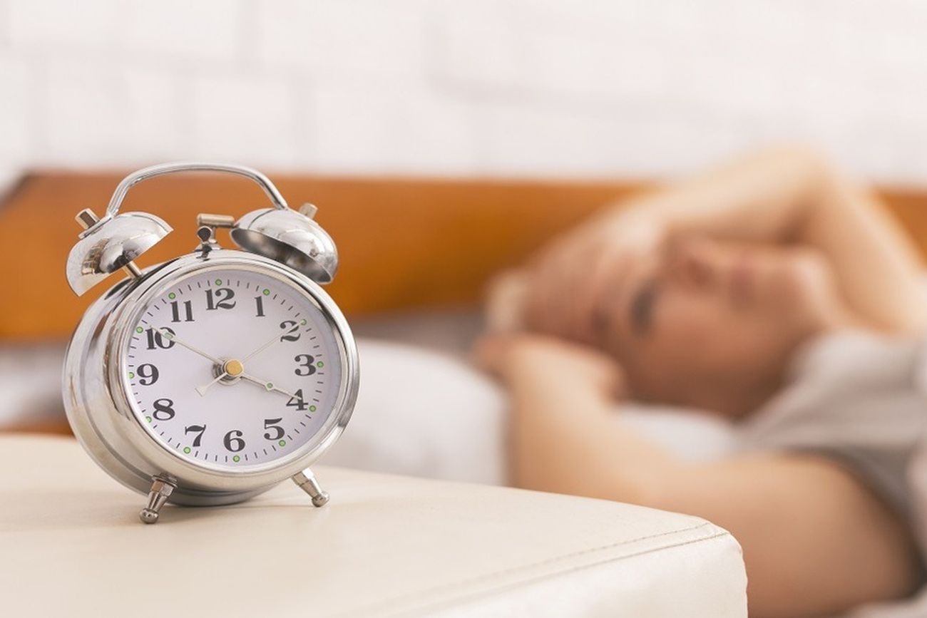 Alerta por la falta de sueño: uno de cada tres adultos duerme menos de lo recomendado.