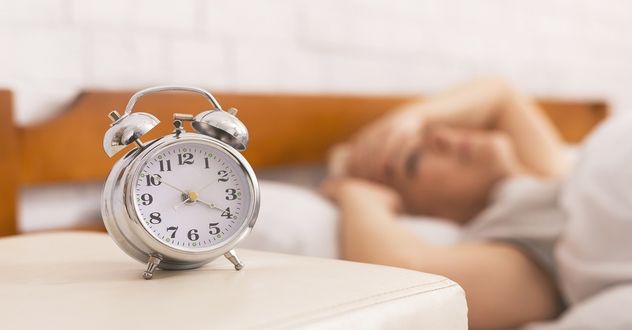 Alerta por la falta de sueño: uno de cada tres adultos duerme menos de lo recomendado.