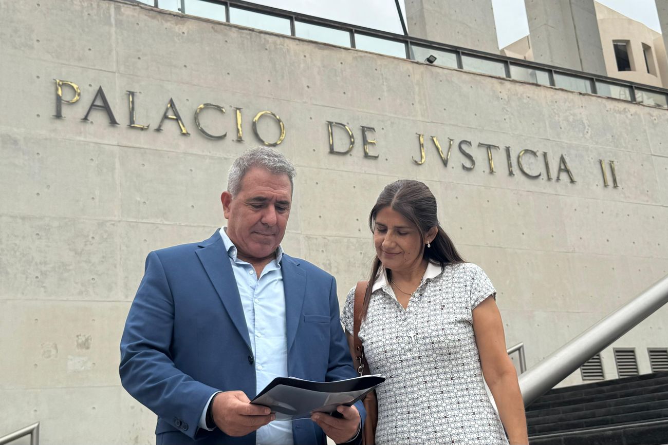 Beltran Corvalán y Fernanda Leiva, vocales juecistas en el Tribunal de Cuentas de la Provincia, denunciaron a Caminos de las Sierras. 