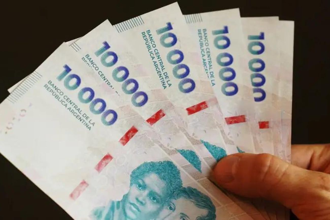 Remuneraciones. Las empresas miden el desempeño individual para definir ajustes diferenciales en los salarios. (La Voz / Archivo)