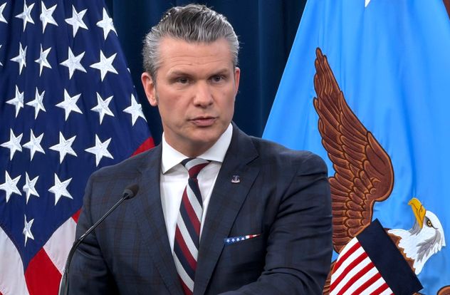 El secretario de Guerra de Estados Unidos, Pete Hegseth, realizó las declaraciones durante una conferencia de prensa en el Pentágono.