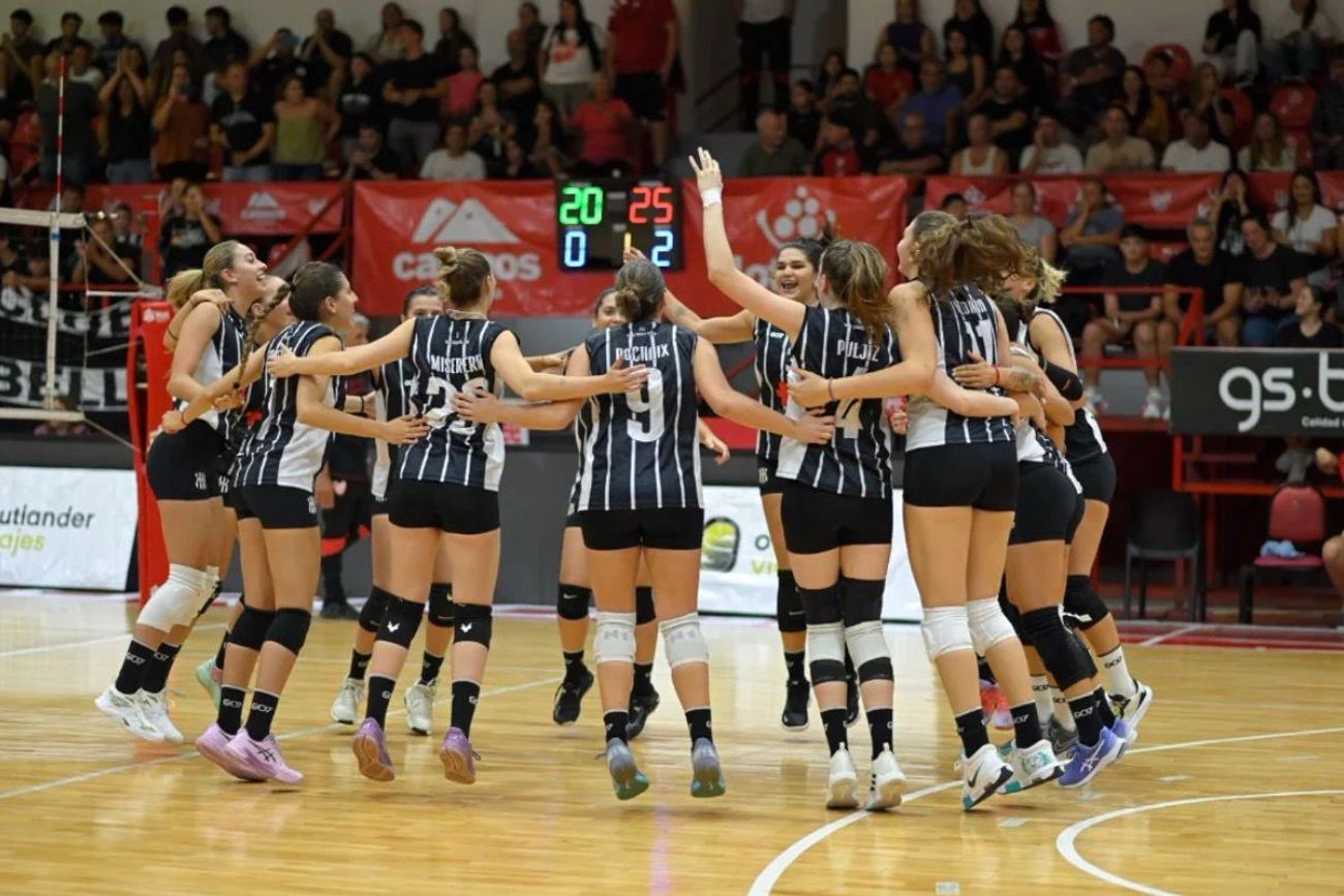 Bell es uno de los clasificados a play offs en la Liga Argentina Femenina de vóley.