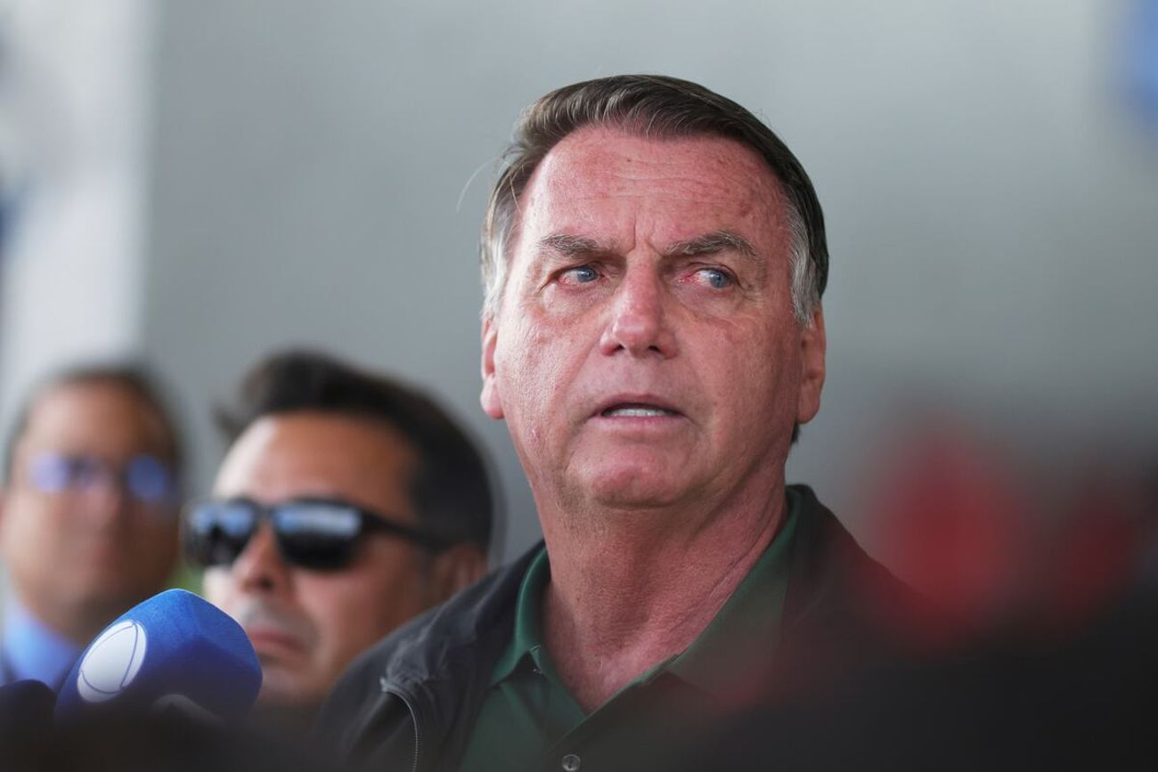 Jair Bolsonaro fue operado con éxito del hombro.