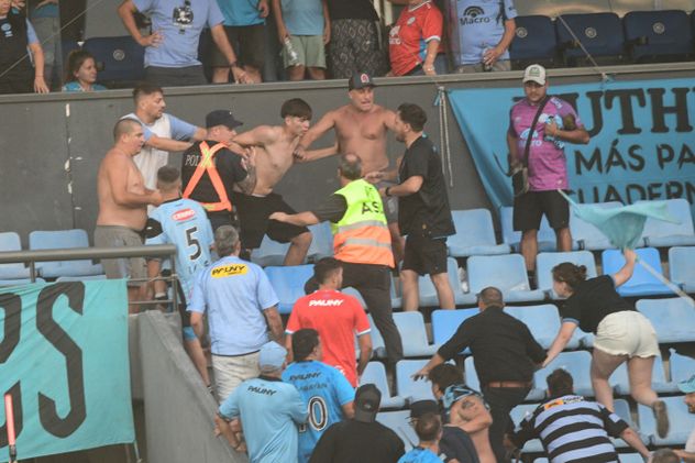 Imágenes de los disturbios en la Cuellar Baja en el clásico con Talleres.