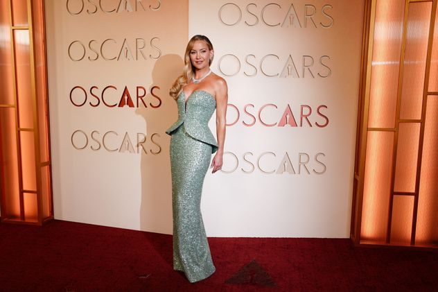Kate Hudson.
